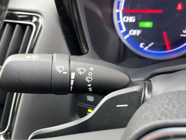 トヨタ クラウン ハイブリッド RS 茨城県 2019(平31)年 8.6万km ホワイトパールクリスタルシャイン プリクラッシュセーフティ/純正メモリナビ/　　BT/CD/DVD/フルセグ/バックカメラ/レーダークルーズコントロール/LEDオートライト/パワーシート/純正18インチアルミホイール/パドルシフト/スマートキー/ETC2.0