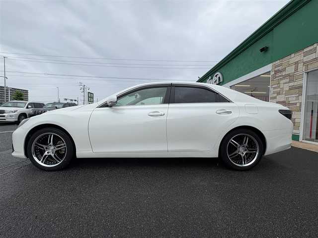 トヨタ マークＸ 250G 徳島県 2019(令1)年 0.8万km ホワイトパールクリスタルシャイン 社外7型メモリナビ　CN-RE05WD/　フルセグTV/AM/FM/Bluetooth/SD/DISC/フォグライト/バックカメラ/ETC/追従式クルーズコントロール/LEDヘッドライト/スマートキー/プッシュスタート/全周囲ドライブレコーダー/純正ドアバイザー/純正フロアマット/純正16インチアルミホイール