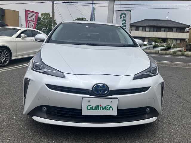 トヨタ プリウス SセーフティプラスⅡ 大分県 2022(令4)年 5.9万km プラチナホワイトパールマイカ トヨタセーフティセンス/マルチメディアディスプレイ/Bluetoothオーディオ/Miracast/地デジ　フルセグ/全方位モニター/スマートキー/プッシュスタート/レーダークルーズコントロール/ビルトイン2.0ETC/LEDヘッドライト/オートライト/オートマチックハイビーム/ステアリングスイッチ/保証書取説有り