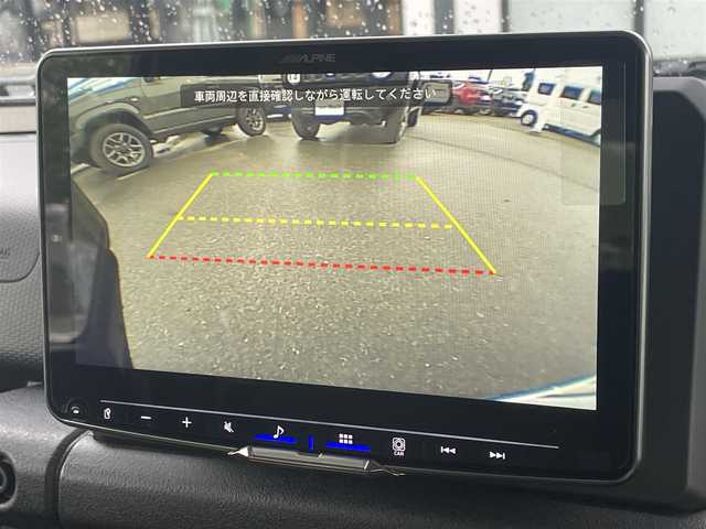 スズキ ジムニー シエラ JC 大阪府 2023(令5)年 0.6万km シフォンアイボリーメタリックブラック2トーンルーフ シートヒーター　/前後ドライブレコーダー　/クルーズコントロール　/ミュージックプレーヤー　/プッシュスタート　/バックカメラ　/衝突被害軽減ブレーキ　/ディスプレイオーディオ　/純正マット　/9インチ社外ナビ　/BT/ETC/アイドリングストップ