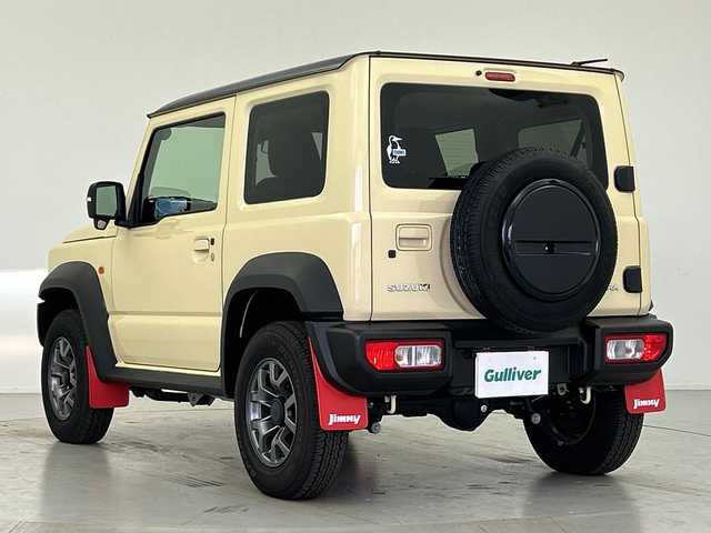 スズキ ジムニー シエラ JC 愛知県 2023(令5)年 0.6万km シフォンアイボリーメタリックブラック2トーンルーフ ALPINE9型ディスプレイオーディオ/(Applecarplay/AndroidAuto/HDMI/USB)/シートヒーター　/前後ドライブレコーダー　/クルーズコントロール　/バックカメラ　　/純正フロアマット/純正マッドフラップ/LEDヘッドライト/ETC/背面タイヤ
