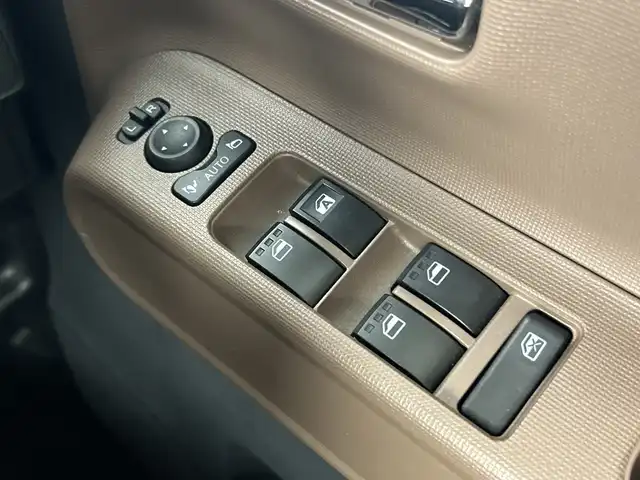 ダイハツ ムーヴ キャンバス セオリー G 愛知県 2022(令4)年 1.3万km レイクブルーメタリック 禁煙車/純正7インチディスプレイオーディオ/（AM/FM/CD/DVD/Bluetooth/USB)/バックカメラ/スマートアシストIII/・衝突軽減ブレーキ/。レーンキープアシスト/・オートマチックハイビーム/・クリアランスソナー/・誤発進抑制機能/ドライブレコーダー/シートヒーター/両側パワースライドドア/アイドリングストップ/スマートキー/スペアキー有/電子パーキング/オートホールド/純正フロアマット/横滑り防止装置/LEDヘッドライト/フロントフォグライト