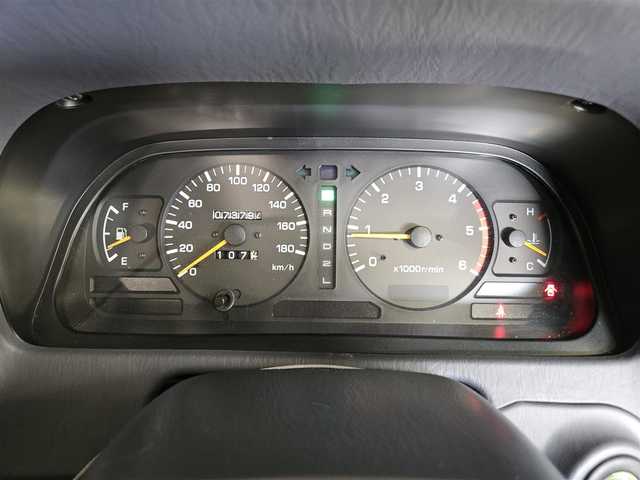 トヨタ ランドクルーザー プラド TX ワイド パッケージⅢ 群馬県 1998(平10)年 7.4万km ホワイト/シルバーM 〇社外ナビ/〇地上デジタルTV/〇バックカメラ/〇ムーンルーフ/〇ルーフレール/〇オートエアコン/〇シートカバー付/〇純正16インチアルミ/〇キャンピング/〇禁煙車
