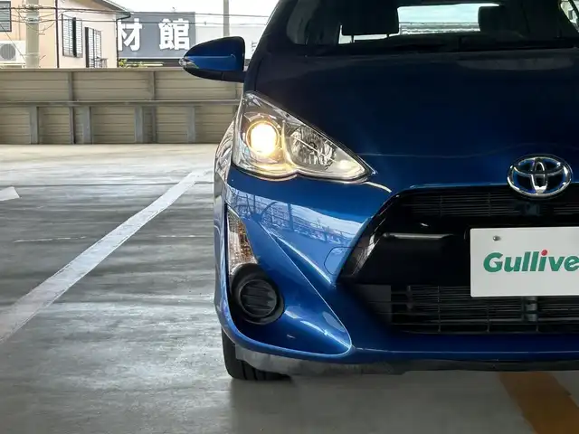 トヨタ アクア S 静岡県 2015(平27)年 3.2万km コバルトブルーメタリック 純正ＳＤナビ/ワンセグ/ＣＤ再生/ＢＬＵＥＴＯＯＴＨオーディオ/ビルトインＥＴＣ/バックカメラ/キーレスエントリー/オートエアコン/ドアバイザー/純正フロアマット/プロジェクター式ハロゲンヘッドライト