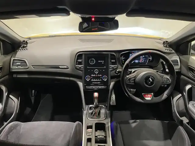 ルノー メガーヌ ルノースポール トロフィー 愛知県 2020(令2)年 4.8万km 黄 Ｒ．ＳトロフィーＥＤＣ　/ＤＩＡＴＯＮＥＳＯＵＤ　/純正ディスプレイオーディオ　/Ｂｌｕｅｔｏｏｔｈ　/ミラーリング　/バックカメラ　/クルーズコントロール　/ＬＫＡ　/ＢＳＭ　/ＰＫＡ　/アンビエントライト　/ＥＴＣ/プッシュスタート/アイドリングストップ/ウィンカーミラー