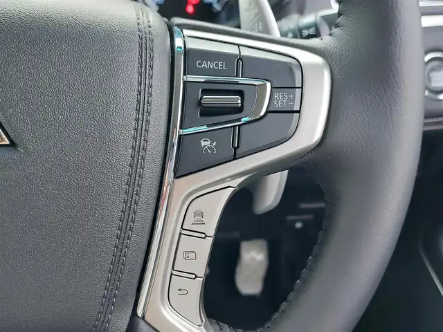 三菱 デリカＤ：５ シャモニー 東京都 2025(令7)年 0.1千km 黒 4WD/登録済み未使用車/オリジナルナビ取付パッケージ/リアモニター取付パッケージ/アラウンドビューカメラ/レーダークルーズコントロール/純正18インチAW/両側パワースライドドア/電動リアゲート/パワーシート/シートヒーター/100V充電/ハンドルヒーター/ブラインドスポットモニター/パドルシフト/LEDヘッドライト/フォグランプ