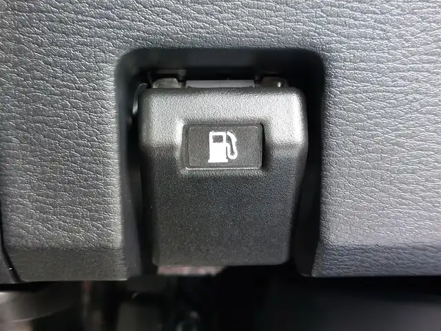 三菱 デリカＤ：５ シャモニー 東京都 2025(令7)年 0.1千km 黒 4WD/登録済み未使用車/オリジナルナビ取付パッケージ/リアモニター取付パッケージ/アラウンドビューカメラ/レーダークルーズコントロール/純正18インチAW/両側パワースライドドア/電動リアゲート/パワーシート/シートヒーター/100V充電/ハンドルヒーター/ブラインドスポットモニター/パドルシフト/LEDヘッドライト/フォグランプ