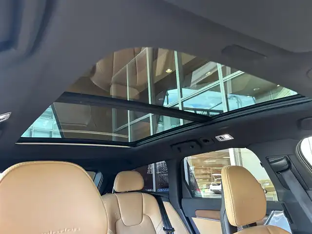 ボルボ Ｖ９０ T6 AWD インスクリプション 宮城県 2017(平29)年 5.2万km クリスタルホワイトP アダプティブクルーズコントロール/レーンキープアシスト/BLIS/パノラマガラスサンルーフ/Bowers&wilkinsサウンドシステム/純正ナビゲーションシステム/360°カメラシステム/アンバーレザーシート/シートベンチレーション/シートヒーター/メモリ機能付きパワーシート/LEDヘッドライト/オートライト/純正20インチAW/スマートキーシステム/パワーバックドア/液晶メーターパネル/ドライブレコーダー