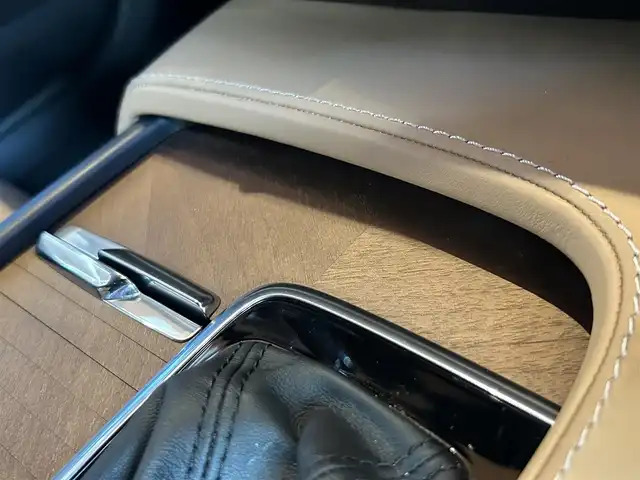 ボルボ Ｖ９０ T6 AWD インスクリプション 宮城県 2017(平29)年 5.2万km クリスタルホワイトP アダプティブクルーズコントロール/レーンキープアシスト/BLIS/パノラマガラスサンルーフ/Bowers&wilkinsサウンドシステム/純正ナビゲーションシステム/360°カメラシステム/アンバーレザーシート/シートベンチレーション/シートヒーター/メモリ機能付きパワーシート/LEDヘッドライト/オートライト/純正20インチAW/スマートキーシステム/パワーバックドア/液晶メーターパネル/ドライブレコーダー