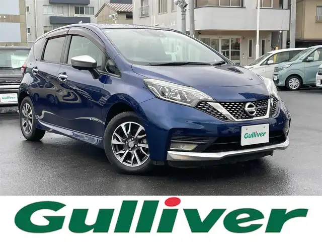 日産 ノート e－パワーオーテック 島根県 2020(令2)年 6.5万km オーロラフレアブルーパール 純正ＳＤナビ　/フルセグＴＶ　/ＤＶＤ再生　/Ｂｌｕｅｔｏｏｔｈ　/全周囲カメラ（フロント、バック、サイド、全周囲）/ＥＴＣ　/レーダークルーズコントール/前後ドライブレコーダー　/衝突軽減ブレーキ/レーンキープアシスト　/前後コーナーセンサー　/オートライト/純正ＬＥＤライト　/純正フロアマット/純正15インチアルミホイール/保証書・取扱説明書・スペアキー1本