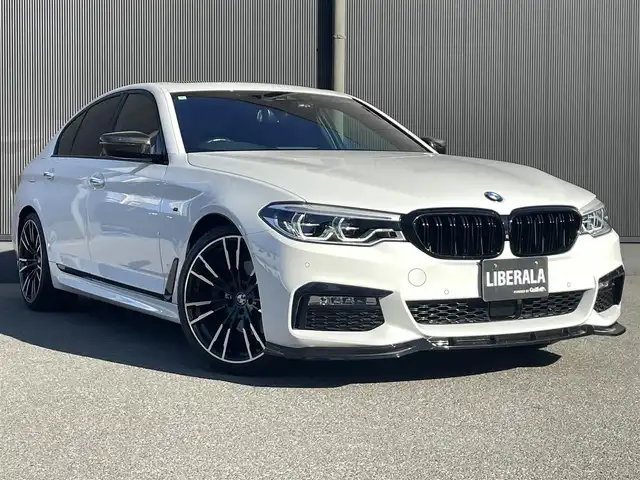 ＢＭＷ ５２３ｉ Mスポーツ 香川県 2018(平30)年 4.7万km アルピンホワイトⅢ ナビ/360度モニターカメラ/前後ドライブレコーダー/黒革シート/全席シートヒーター/サンルーフ/パワーバックドア