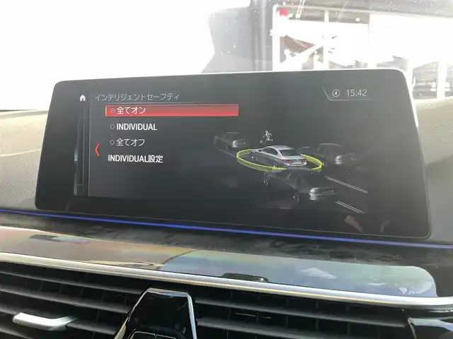 ＢＭＷ ５２３ｉ Mスポーツ 香川県 2018(平30)年 4.7万km アルピンホワイトⅢ ナビ/360度モニターカメラ/前後ドライブレコーダー/黒革シート/全席シートヒーター/サンルーフ/パワーバックドア