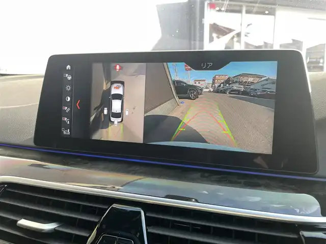 ＢＭＷ ５２３ｉ Mスポーツ 香川県 2018(平30)年 4.7万km アルピンホワイトⅢ ナビ/360度モニターカメラ/前後ドライブレコーダー/黒革シート/全席シートヒーター/サンルーフ/パワーバックドア
