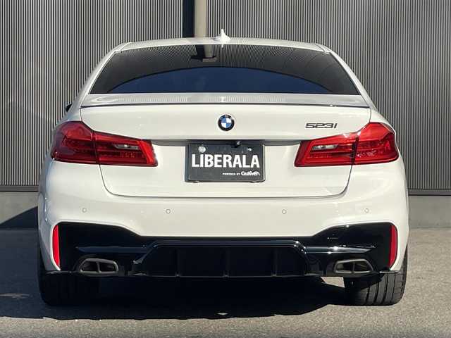 ＢＭＷ ５２３ｉ Mスポーツ 香川県 2018(平30)年 4.7万km アルピンホワイトⅢ ナビ/360度モニターカメラ/前後ドライブレコーダー/黒革シート/全席シートヒーター/サンルーフ/パワーバックドア