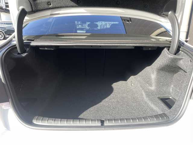 ＢＭＷ ５２３ｉ Mスポーツ 香川県 2018(平30)年 4.7万km アルピンホワイトⅢ ナビ/360度モニターカメラ/前後ドライブレコーダー/黒革シート/全席シートヒーター/サンルーフ/パワーバックドア