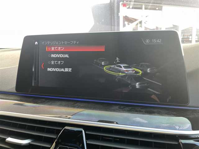 ＢＭＷ ５２３ｉ Mスポーツ 香川県 2018(平30)年 4.7万km アルピンホワイトⅢ ナビ/360度モニターカメラ/前後ドライブレコーダー/黒革シート/全席シートヒーター/サンルーフ/パワーバックドア