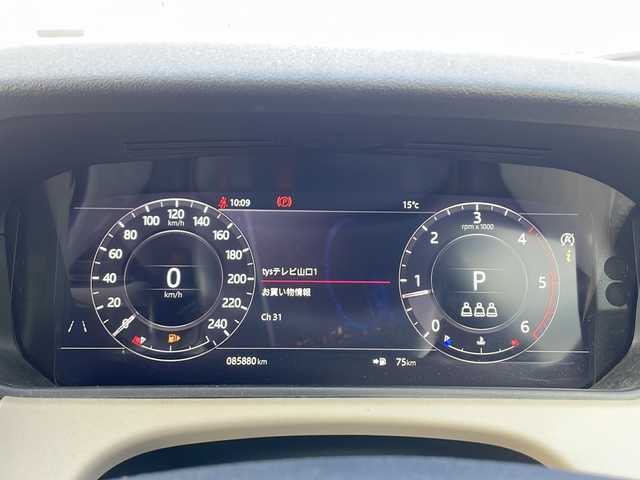 ランドローバー レンジローバーヴェラール SE 180PS 山口県 2019(令1)年 8.6万km 黒 マッドブラックオールラッピング車両/純正タッチパネルディスプレイナビ/360度＆バック＆サイドカメラ/Bluetooth/Apple CarPlay/フルセグTV/レザーシート/前席パワーシート/前席シートヒーター/クルーズコントロール/社外前方ドライブレコーダー/ブラインドスポットモニター/パワーバックドア/コーナーセンサー/スマートキー＆プッシュスタート/純正20インチAW/保証書・取説/スペアキー1個/スペアタイヤ