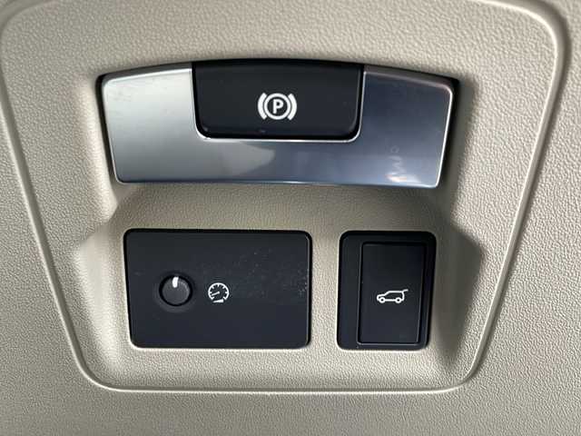 ランドローバー レンジローバーヴェラール SE 180PS 山口県 2019(令1)年 8.6万km 黒 マッドブラックオールラッピング車両/純正タッチパネルディスプレイナビ/360度＆バック＆サイドカメラ/Bluetooth/Apple CarPlay/フルセグTV/レザーシート/前席パワーシート/前席シートヒーター/クルーズコントロール/社外前方ドライブレコーダー/ブラインドスポットモニター/パワーバックドア/コーナーセンサー/スマートキー＆プッシュスタート/純正20インチAW/保証書・取説/スペアキー1個/スペアタイヤ