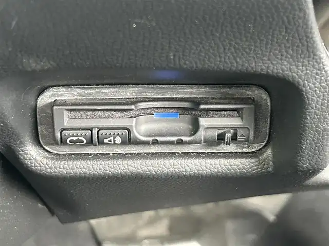 ホンダ フィット ハイブリット Lパッケージ 栃木県 2015(平27)年 7.6万km ミッドナイトブルービームM ホンダセンシング/純正7インチナビ/フルセグTV/DVD/Bluetooth/バックカメラ/ビルトインETC/前ドライブレコーダー/クルーズコントロール/プッシュスタート/ステアリングリモコン/LEDオートライト/アイドリングストップ/横滑り防止装置/純正フロアマット/ドアバイザー/電動格納ミラー