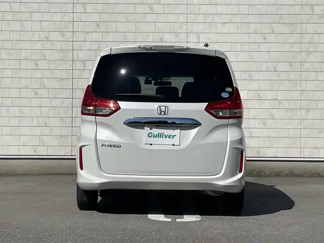 ホンダ フリード G ホンダセンシング 福岡県 2018(平30)年 4.1万km ホワイトオーキッドパール 社外7型SDナビ（フルセグTV/CD/DVD/BT）バックカメラホンダセンシングレーダークルコン両側パワスラ前後ドラレコETC純正LEDヘッドライト純正フロアマットスマートキープッシュスタート