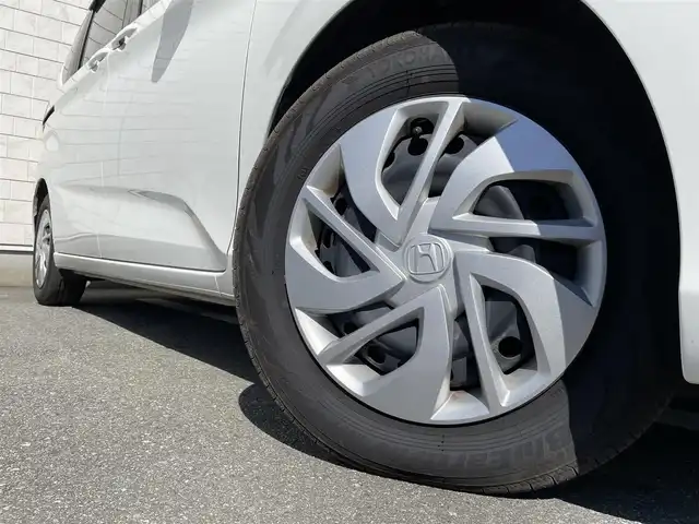 ホンダ フリード G ホンダセンシング 福岡県 2018(平30)年 4.1万km ホワイトオーキッドパール 社外7型SDナビ（フルセグTV/CD/DVD/BT）バックカメラホンダセンシングレーダークルコン両側パワスラ前後ドラレコETC純正LEDヘッドライト純正フロアマットスマートキープッシュスタート