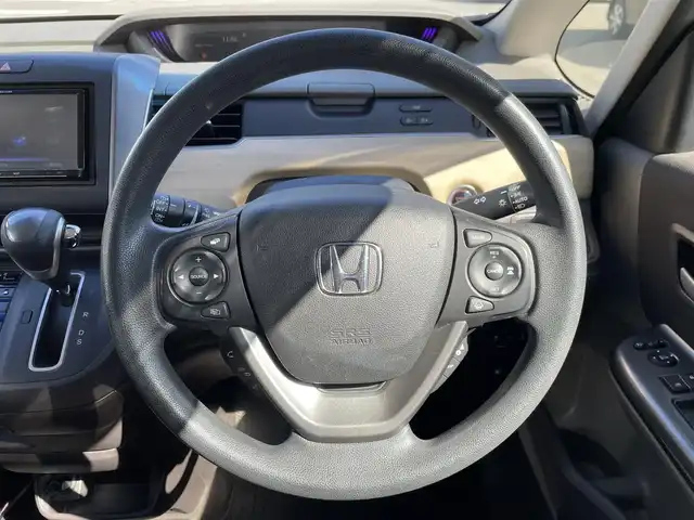 ホンダ フリード G ホンダセンシング 福岡県 2018(平30)年 4.1万km ホワイトオーキッドパール 社外7型SDナビ（フルセグTV/CD/DVD/BT）バックカメラホンダセンシングレーダークルコン両側パワスラ前後ドラレコETC純正LEDヘッドライト純正フロアマットスマートキープッシュスタート