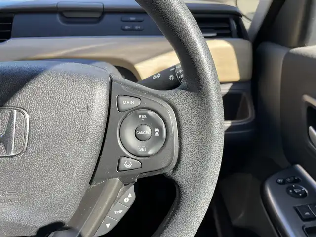 ホンダ フリード G ホンダセンシング 福岡県 2018(平30)年 4.1万km ホワイトオーキッドパール 社外7型SDナビ（フルセグTV/CD/DVD/BT）バックカメラホンダセンシングレーダークルコン両側パワスラ前後ドラレコETC純正LEDヘッドライト純正フロアマットスマートキープッシュスタート