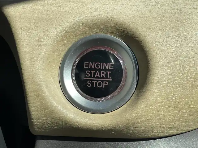 ホンダ フリード G ホンダセンシング 福岡県 2018(平30)年 4.1万km ホワイトオーキッドパール 社外7型SDナビ（フルセグTV/CD/DVD/BT）バックカメラホンダセンシングレーダークルコン両側パワスラ前後ドラレコETC純正LEDヘッドライト純正フロアマットスマートキープッシュスタート