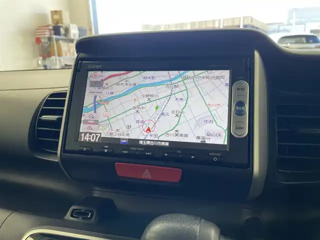 ホンダ Ｎ ＢＯＸ G SSパッケージ 埼玉県 2015(平27)年 5.6万km プレミアムブロンズパール 純正7インチナビ/　Bluetooth ワンセグTV CD SD AUX iPod/両側パワースライドドア/LEDヘッドライト/オートエアコン/シティブレーキアクティブシステム/バックカメラ/プッシュスタート/Hondaスマートキーシステム/ETC/ワンセグTV/アルミホイール