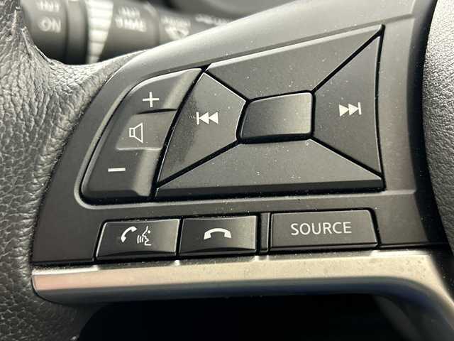 日産 ノート e－パワー メダリスト FOUR 福島県 2018(平30)年 3.6万km ピンク /禁煙車//アラウンドビューモニター//デジタルインナーミラー//レーダークルーズコントロール//純正7インチナビ/CD・DVD・BT・MSV・フルセグTV//クリアランスソナー//エンジンスターター//ハーフレザーシート//オートハイビーム//ドライブレコーダー//ETC//純正LEDライト//フォグライト//ステアリングリモコン//４WD//取説・保証書//スペアキー