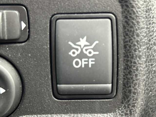 日産 ノート e－パワー メダリスト FOUR 福島県 2018(平30)年 3.6万km ピンク /禁煙車//アラウンドビューモニター//デジタルインナーミラー//レーダークルーズコントロール//純正7インチナビ/CD・DVD・BT・MSV・フルセグTV//クリアランスソナー//エンジンスターター//ハーフレザーシート//オートハイビーム//ドライブレコーダー//ETC//純正LEDライト//フォグライト//ステアリングリモコン//４WD//取説・保証書//スペアキー