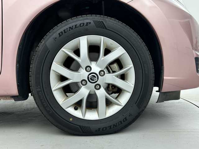 日産 ノート e－パワー メダリスト FOUR 福島県 2018(平30)年 3.6万km ピンク /禁煙車//アラウンドビューモニター//デジタルインナーミラー//レーダークルーズコントロール//純正7インチナビ/CD・DVD・BT・MSV・フルセグTV//クリアランスソナー//エンジンスターター//ハーフレザーシート//オートハイビーム//ドライブレコーダー//ETC//純正LEDライト//フォグライト//ステアリングリモコン//４WD//取説・保証書//スペアキー