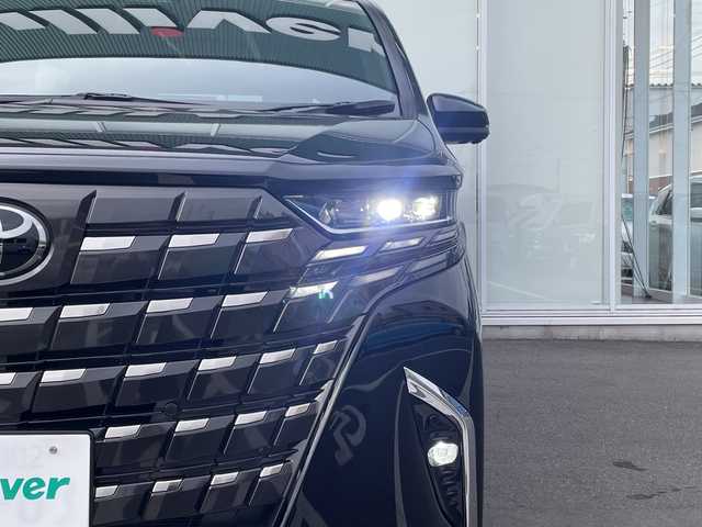 トヨタ アルファード Z 神奈川県 2025(令7)年 0.7万km ブラック 純正ナビ　/全方囲カメラ　/Bluetooth　/AppleCarPlay　/AndroidAuto　/ETC2.0　/快適温熱シート　/ベンチレーションシート　/ステアリングヒーター/レーダークルーズ　/ガラスルーフ/電動サイドシェード/デジタルインナーミラー