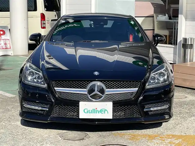 メルセデス・ベンツ ＳＬＫ２００ ブルーエフィシェンシー 神奈川県 2013(平25)年 4.9万km オブシディアンブラック 純正HDDナビ/　（CD・Bluetooth）/フルセグTV/AMGスポーツパッケージ/レーダーセーフティパッケージ/黒革シート/シートヒーター/パワーシート/プレセーフブレーキ/アテンションアシスト/ブラインドスポットモニター/レーンキープアシスト/パドルシフト/コーナーセンサー/キーレスゴー/ETC/保証書/取扱説明書