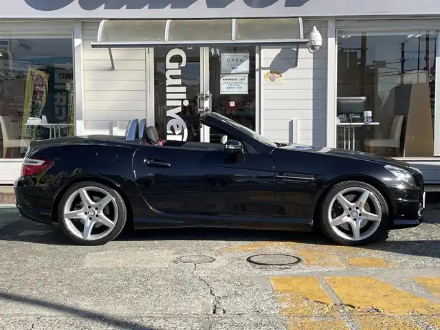 メルセデス・ベンツ ＳＬＫ２００ ブルーエフィシェンシー 神奈川県 2013(平25)年 4.9万km オブシディアンブラック 純正HDDナビ/　（CD・Bluetooth）/フルセグTV/AMGスポーツパッケージ/レーダーセーフティパッケージ/黒革シート/シートヒーター/パワーシート/プレセーフブレーキ/アテンションアシスト/ブラインドスポットモニター/レーンキープアシスト/パドルシフト/コーナーセンサー/キーレスゴー/ETC/保証書/取扱説明書