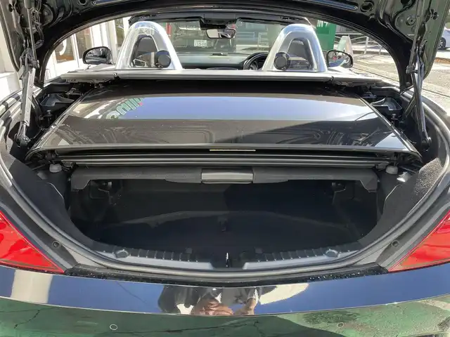 メルセデス・ベンツ ＳＬＫ２００ ブルーエフィシェンシー 神奈川県 2013(平25)年 4.9万km オブシディアンブラック 純正HDDナビ/　（CD・Bluetooth）/フルセグTV/AMGスポーツパッケージ/レーダーセーフティパッケージ/黒革シート/シートヒーター/パワーシート/プレセーフブレーキ/アテンションアシスト/ブラインドスポットモニター/レーンキープアシスト/パドルシフト/コーナーセンサー/キーレスゴー/ETC/保証書/取扱説明書