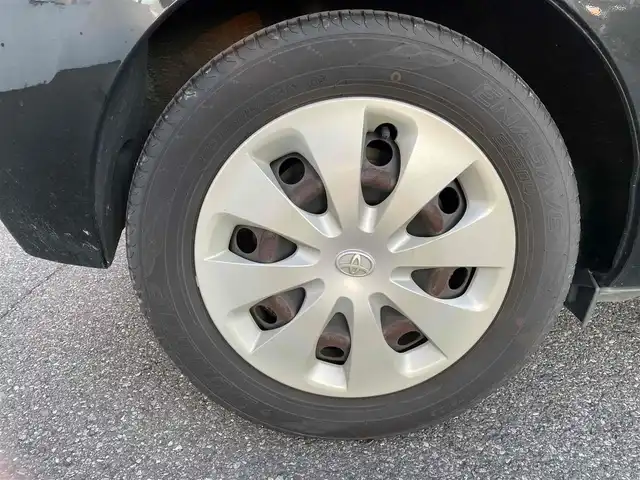 トヨタ アクア S 千葉県 2012(平24)年 11.4万km ブラックマイカ 【(株)IDOMが運営する【じしゃロン八千代店】の自社ローン対象車両になります。こちらは現金ご利用時の価格です。自社ローンご希望の方は別途その旨お申付け下さい。】/純正ナビ/バックカメラ