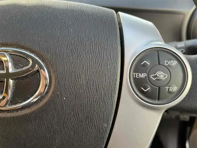 トヨタ アクア S 千葉県 2012(平24)年 11.4万km ブラックマイカ 【(株)IDOMが運営する【じしゃロン八千代店】の自社ローン対象車両になります。こちらは現金ご利用時の価格です。自社ローンご希望の方は別途その旨お申付け下さい。】/純正ナビ/バックカメラ