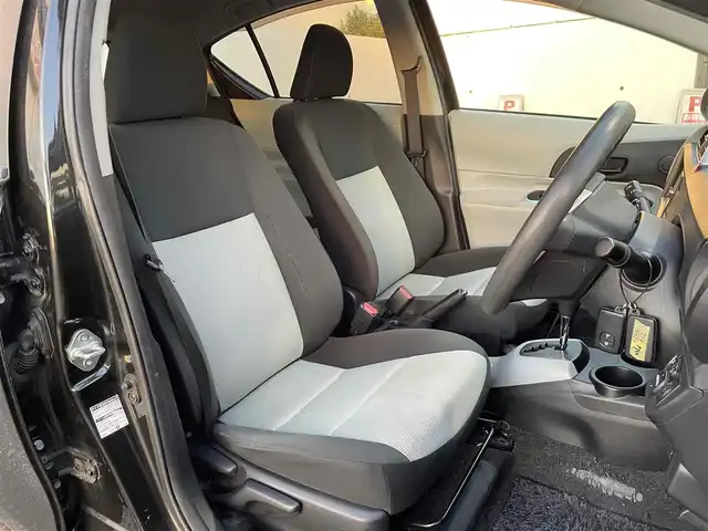 トヨタ アクア S 千葉県 2012(平24)年 11.4万km ブラックマイカ 【(株)IDOMが運営する【じしゃロン八千代店】の自社ローン対象車両になります。こちらは現金ご利用時の価格です。自社ローンご希望の方は別途その旨お申付け下さい。】/純正ナビ/バックカメラ