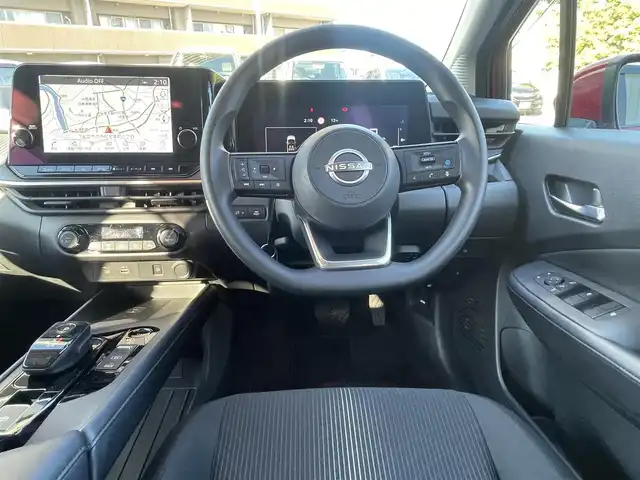 日産 ノート e－パワー X 島根県 2021(令3)年 3.3万km ガーネットレッド プロパイロット　/・レーダークルーズコントロール/・レーンアシスト/純正９インチメモリナビ　/(AM/FM/フルセグTV/Ｂｌｕｅｔｏｏｔｈ接続)/全方位／バックカメラ　/前方ドライブレコーダー　/ビルトインＥＴＣ2.0　/後側方車両検知警報/前後コーナーセンサー/インテリジェントエマージェンシーブレーキ　/電動パーキングブレーキ/オートホールド　/オートハイビーム／ライト　/置くだけ充電　/スマートキー/純正フロアマット/保証書・取扱説明書（本体＋ナビ）/スペアキー1本