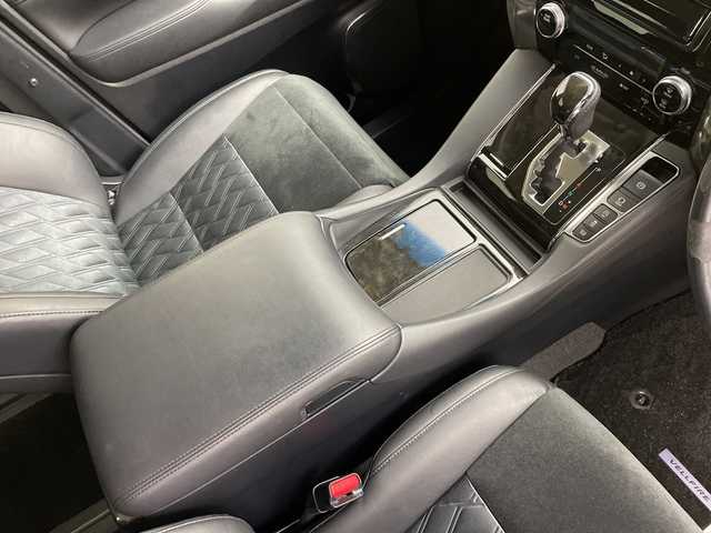 トヨタ ヴェルファイア Z Gエディション 新潟県 2015(平27)年 8.1万km バーニングブラッククリスタルシャインガラスフレーク プリクラッシュセーフティ/レーダークルーズントロール/インテリジェントクリアランスソナー/純正9インチディーラーOPナビ（NSZT-Y64T）/　・バックカメラ/　・フルセグTV/　・Bluetooth/　・HDMI/　・CD/DVD/SD再生機能/フリップダウンモニター/ビルトインETC/電動リアゲート/両側パワースライドドア/前席パワーシート/D席メモリシート/オートライト/LEDヘッドライト/プッシュスタート/ステアリングヒーター/ステアリングスイッチ/オートドアミラー/アイドリングストップ/純正フロアマット/ドアバイザー