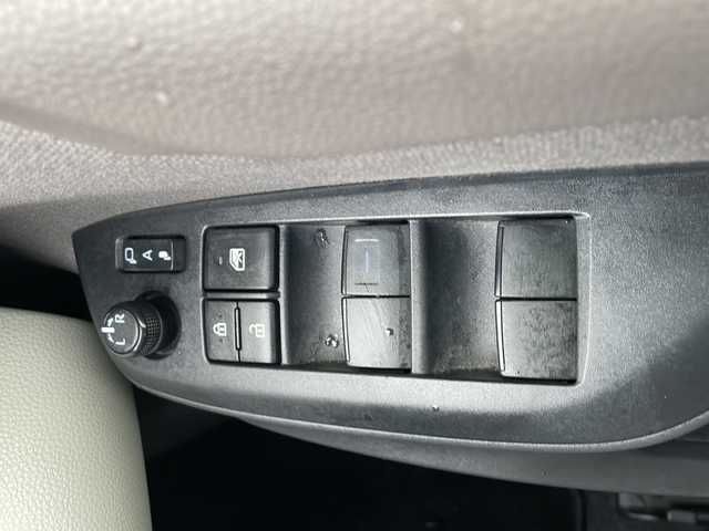 トヨタ ヤリス Z 山形県 2020(令2)年 1.6万km ブラック/アイスピンクメタリック 禁煙車/４WD/トヨタセーフティセンス/ブラインドスポットモニター/クルーズコントロール/オートマチックハイビーム/横滑り防止装置/レーンキープアシスト/全方位カメラ/前後コーナーセンサー/前後ドライブレコーダー/純正ディスプレイオーディオ/（Bluetooth/フルセグ/AM/FM/USB)/nanoe/ハーフレザー/前席シートヒーター/スマートキー×２/純正エンジンスターター/純正アルミホイール/電動格納ミラー/ドアバイザー/取扱説明書/記録簿