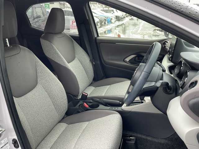 トヨタ ヤリス Z 山形県 2020(令2)年 1.6万km ブラック/アイスピンクメタリック 禁煙車/４WD/トヨタセーフティセンス/ブラインドスポットモニター/クルーズコントロール/オートマチックハイビーム/横滑り防止装置/レーンキープアシスト/全方位カメラ/前後コーナーセンサー/前後ドライブレコーダー/純正ディスプレイオーディオ/（Bluetooth/フルセグ/AM/FM/USB)/nanoe/ハーフレザー/前席シートヒーター/スマートキー×２/純正エンジンスターター/純正アルミホイール/電動格納ミラー/ドアバイザー/取扱説明書/記録簿