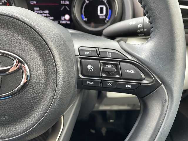 トヨタ ヤリス Z 山形県 2020(令2)年 1.6万km ブラック/アイスピンクメタリック 禁煙車/４WD/トヨタセーフティセンス/ブラインドスポットモニター/クルーズコントロール/オートマチックハイビーム/横滑り防止装置/レーンキープアシスト/全方位カメラ/前後コーナーセンサー/前後ドライブレコーダー/純正ディスプレイオーディオ/（Bluetooth/フルセグ/AM/FM/USB)/nanoe/ハーフレザー/前席シートヒーター/スマートキー×２/純正エンジンスターター/純正アルミホイール/電動格納ミラー/ドアバイザー/取扱説明書/記録簿