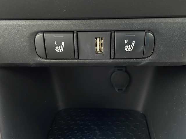 トヨタ ヤリス Z 山形県 2020(令2)年 1.6万km ブラック/アイスピンクメタリック 禁煙車/４WD/トヨタセーフティセンス/ブラインドスポットモニター/クルーズコントロール/オートマチックハイビーム/横滑り防止装置/レーンキープアシスト/全方位カメラ/前後コーナーセンサー/前後ドライブレコーダー/純正ディスプレイオーディオ/（Bluetooth/フルセグ/AM/FM/USB)/nanoe/ハーフレザー/前席シートヒーター/スマートキー×２/純正エンジンスターター/純正アルミホイール/電動格納ミラー/ドアバイザー/取扱説明書/記録簿