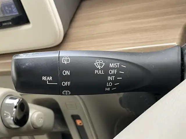 スズキ ラパン S 愛知県 2016(平28)年 6.2万km シフォンアイボリーメタリック 社外ナビ　ＥＴＣ　シートヒーター　禁煙車　ＴＶ　ＣＤ再生　ラジオ　ＨＩＤオートライト　プッシュスタート　レーダーブレーキサポート　衝突軽減装置　ツートンカラー　フロアマット　ドアバイザー　電格ミラー