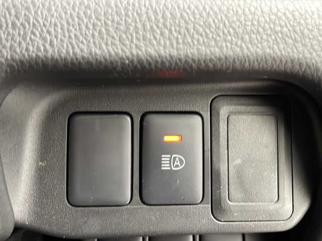 日産 デイズ ハイウェイスターX 熊本県 2018(平30)年 4.8万km スパークリングレッドM 純正オーディオ/全周囲カメラ/ETC/スマートキー/エンジンスタートボタン/衝突軽減システム/コーナーセンサー/レーンキープアシスト/ダブルエアバック/ISOFIX/純正フロアマット/純正アルミホイール/ドアバイザー/電動格納ミラー/キセノンライト/フォグランプ