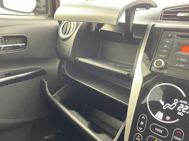 日産 デイズ ハイウェイスターX 熊本県 2018(平30)年 4.8万km スパークリングレッドM 純正オーディオ/全周囲カメラ/ETC/スマートキー/エンジンスタートボタン/衝突軽減システム/コーナーセンサー/レーンキープアシスト/ダブルエアバック/ISOFIX/純正フロアマット/純正アルミホイール/ドアバイザー/電動格納ミラー/キセノンライト/フォグランプ