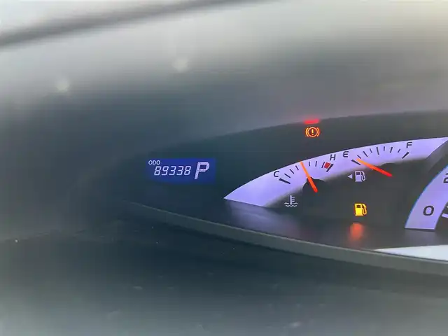 トヨタ エスティマ アエラス プレミアムエディション 福岡県 2013(平25)年 9万km ホワイトパールクリスタルシャイン ワンオーナー/HDDナビ/・バックカメラ/・フルセグTV/・BT/・CD/DVD/ビルトインETC/クルコン/両側パワスラ/前方ドラレコ/純正フロアマット/純正AW/HIDヘッドライト/オートライト/ハーフレザーシート/オットマン/三列シート/パワーシート(D席)