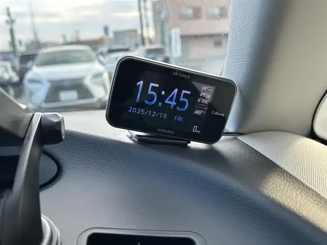 トヨタ エスティマ アエラス プレミアムエディション 福岡県 2013(平25)年 9万km ホワイトパールクリスタルシャイン ワンオーナー/HDDナビ/・バックカメラ/・フルセグTV/・BT/・CD/DVD/ビルトインETC/クルコン/両側パワスラ/前方ドラレコ/純正フロアマット/純正AW/HIDヘッドライト/オートライト/ハーフレザーシート/オットマン/三列シート/パワーシート(D席)